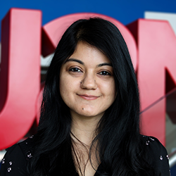 Parameswari Mukherjee Headshot